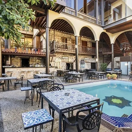 Remarkable Flat With Balcony Near Hadrian's Gate * Antalya