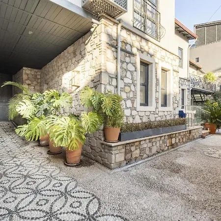 Remarkable Flat With Balcony Near Hadrian's Gate